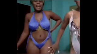 (NN) ආදරය ඔවුන්ට වක්ර සහ පැහැ