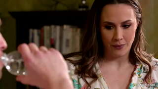 Üvey anne epson&#039;un kaslarına hayran kaldı