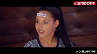 # LETSDOEIT-մոդել Sicily, Apolonia եւ Katana-ասիական փորձում lesbian սեռական իրենց girlfriends