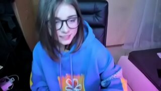 Pendejita jouer avec gode