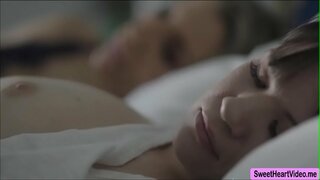 Alison Rey är med Ashley Bränder och de har licking sin fitta